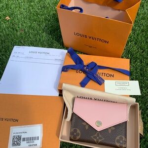 ❌SOLD❌Louis Vuitton Zoé Wallet Monogram Rose Ballerina